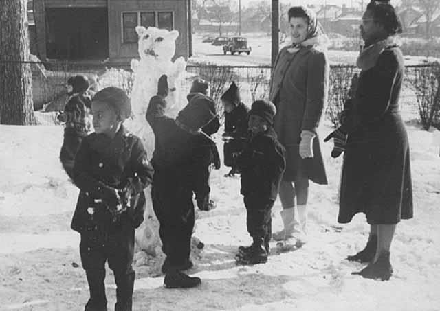 Winter activities in old North Minneapolis